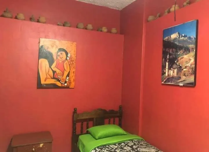 Hostal Don Pablo Compra Mas Quito 0*,  Ecuador